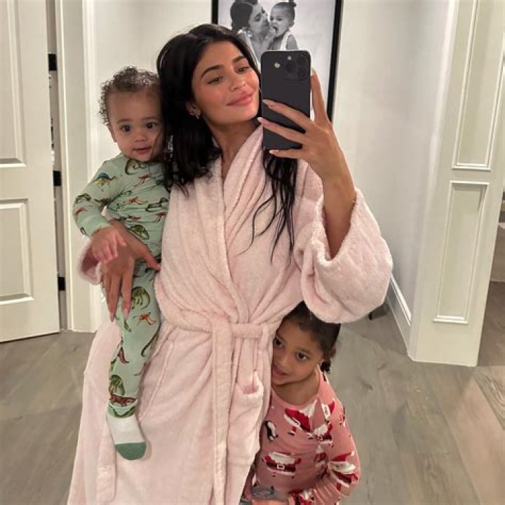 Kylie Jenner Reveals Her Favorite Cheat Meal & That Stormi, 2, Actually Dreams About Bagels — Watch